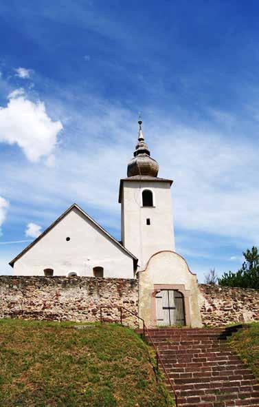 3. ÖRÖKSÉGÜNK Szakrális épületek Vörösberény Vörösberény református temploma a legjelentősebb védett műemlék Balatonalmádiban.