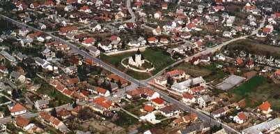 Balatonalmádi történelme a településrészek története, amint a múló idő sodrában ezek a történetek össze-összeértek, majd Káptalanfüred 1952. évi, Vörösberény 1971.