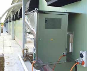 120 JELLEMZŐK CF 75 SPARK 75 Fűtőteljesítmény Btu/h 64 0 kcal/h 255 900 Légszállítás m 3 /h 2 100 Termosztátos szabályozás rendelhető