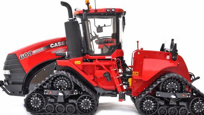 Erőgépek járószerkezetei (kerekes) Kétkerékhajtású traktor: hátsó hajtott tengely Segédmellsőkerék-hajtású traktor: Hátsó tengely hajtott, de kapcsolható a mellső kormányzott kerék hajtása Összkerék