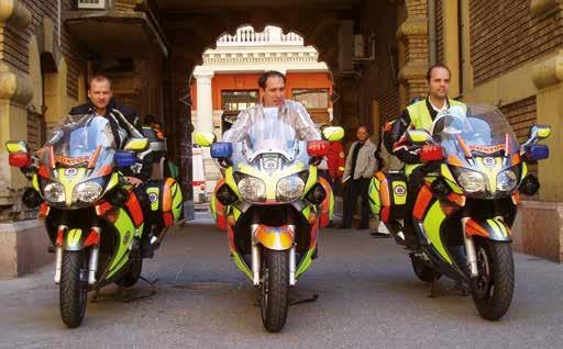 18 Őrangyalok két keréken mányként vette át vagy vásárolta a Magyar Mentőmotor Alapítvány.