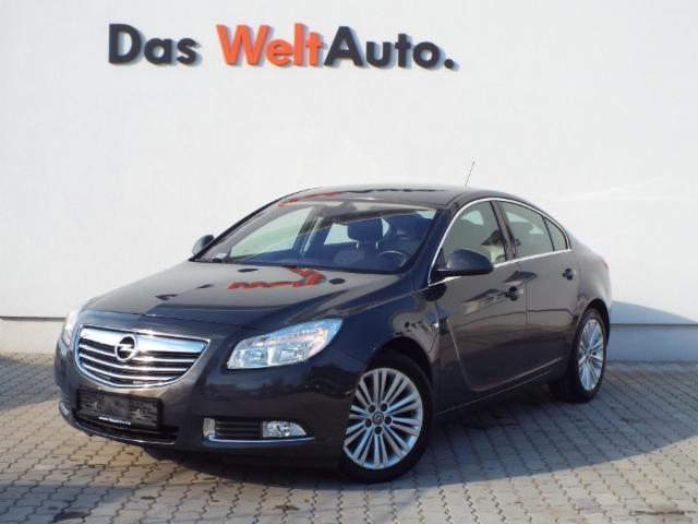 4002 Debrecen Tel.: +52 531 121 Fax: +52 531 123 Opel Insignia 2.0 CDTI Active Aut.