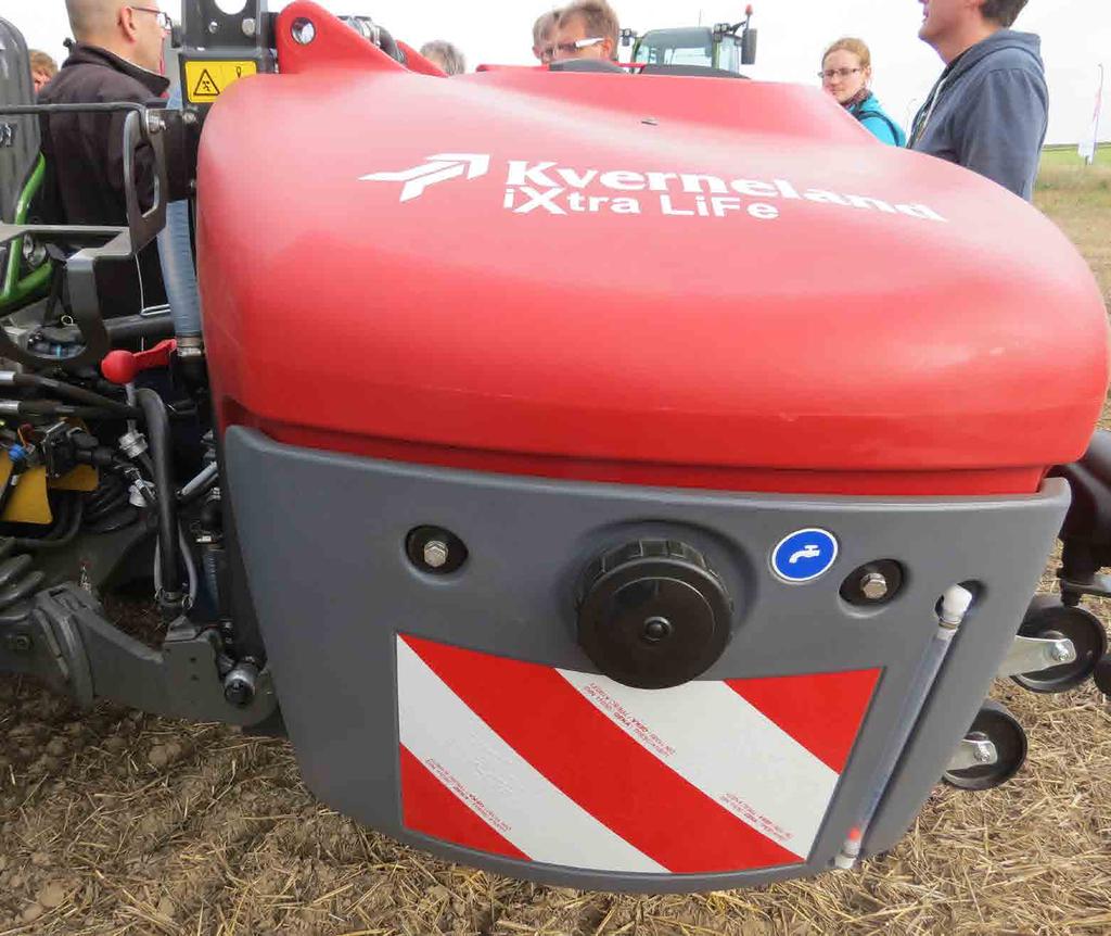 MŰTRÁGYASZÓRÓK NÖVÉNYVÉDELEM GÉPEI KVERNELAND IXTRA LIFE FRONTTARTÁLY DAMMANN DT 2400H FOLYÉKONY MŰTRÁGYA S4 HIGHLANDER KIJUTTATÁSHOZ ECODRIVE Az előnyök kézzel foghatóak, a magok a megfelelő helyre