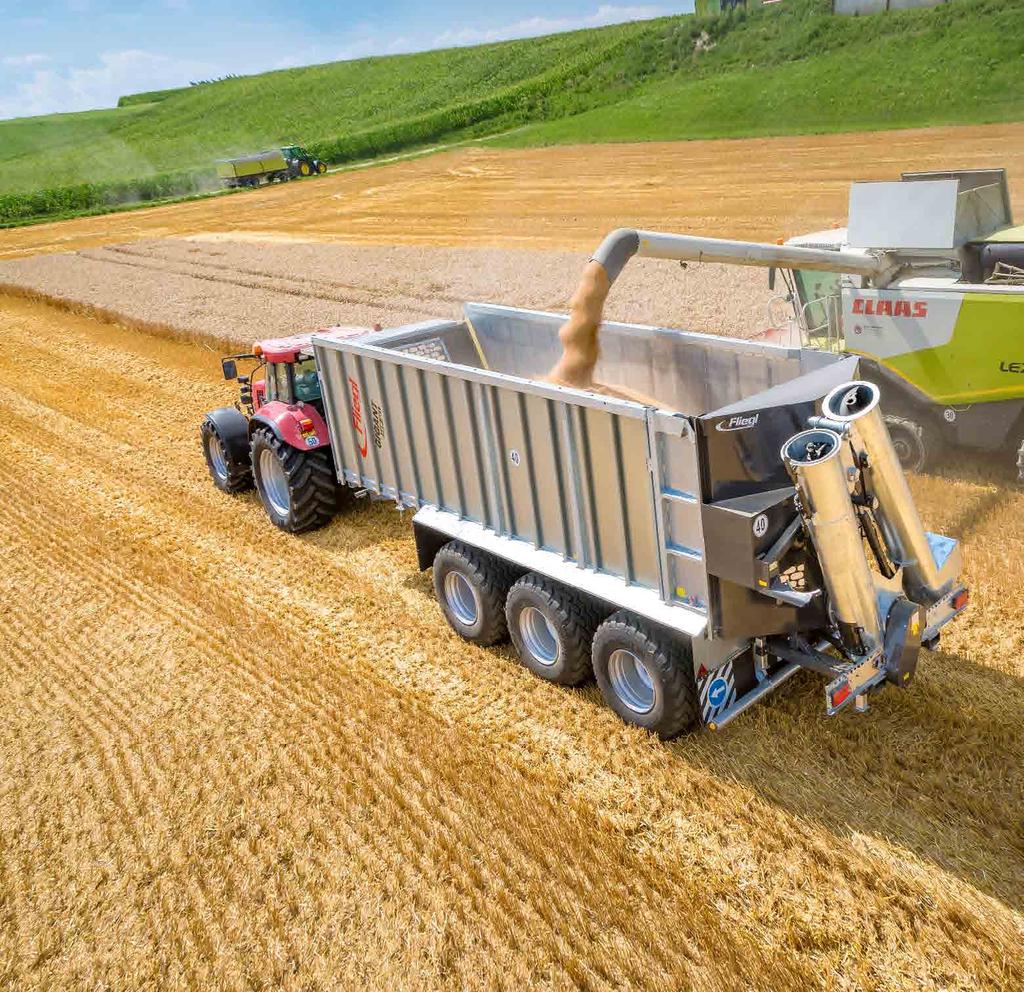 SZÁLLÍTÁS SZÁLLÍTÁS ÚJDONSÁGOK A GI-GA FARM KFT.-NÉL! SZÁLLÍTÓ JÁRMŰ-E A KOMBÁJN? Mi a Fliegl-nél tudunk választást kínálni a gazdálkodóknak.