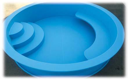 POLIPROPILÉN MEDENCÉK POLYPROPILEN SWIMMING POOLS Polipropilén medencéink alapanyaga UV stabil, németországi származású polipropilén lemez.