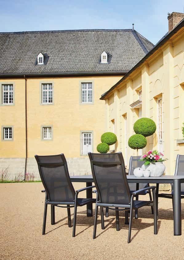 Bútorok a fenséges pihenéshez Royal Garden vízálló
