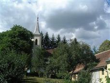 NAGYRÁKOS Római katolikus templom A román stílusú, XIII. századi templomot először a XV. században alakították át gótikussá, három évszázad múltán a barokk kor hagyott nyomot rajta.