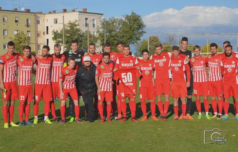 Az említett napon a labdarúgás rajongói a Ferencváros- és Sajóbábony öregfiúk