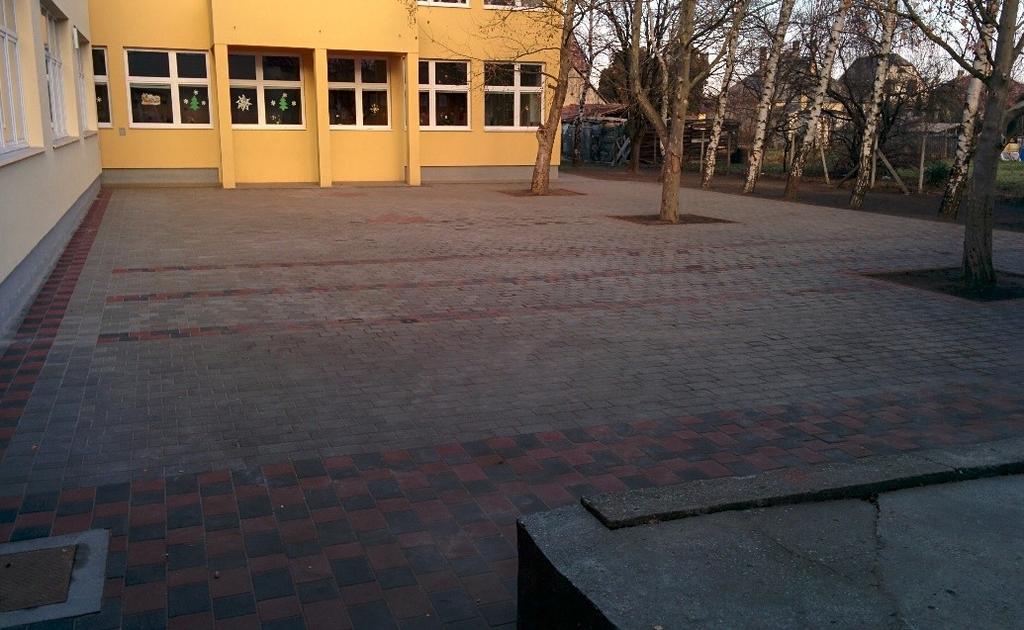 térkővel történő kiépítése 7.