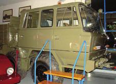 x 150 mm összlökettérfogat: 14 726 cm 3 teljesítmény: 150 LE/2000 ford./perc 2.