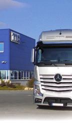A járműegyüttes első tagja a Mercedes-Benz nehézkategóriás újdonsága, az MP4, ismertebb nevén Actros volt, annak is a legimpozánsabb megjelenésű kivitele, a MegaSpace fülkés nyerges vontató.