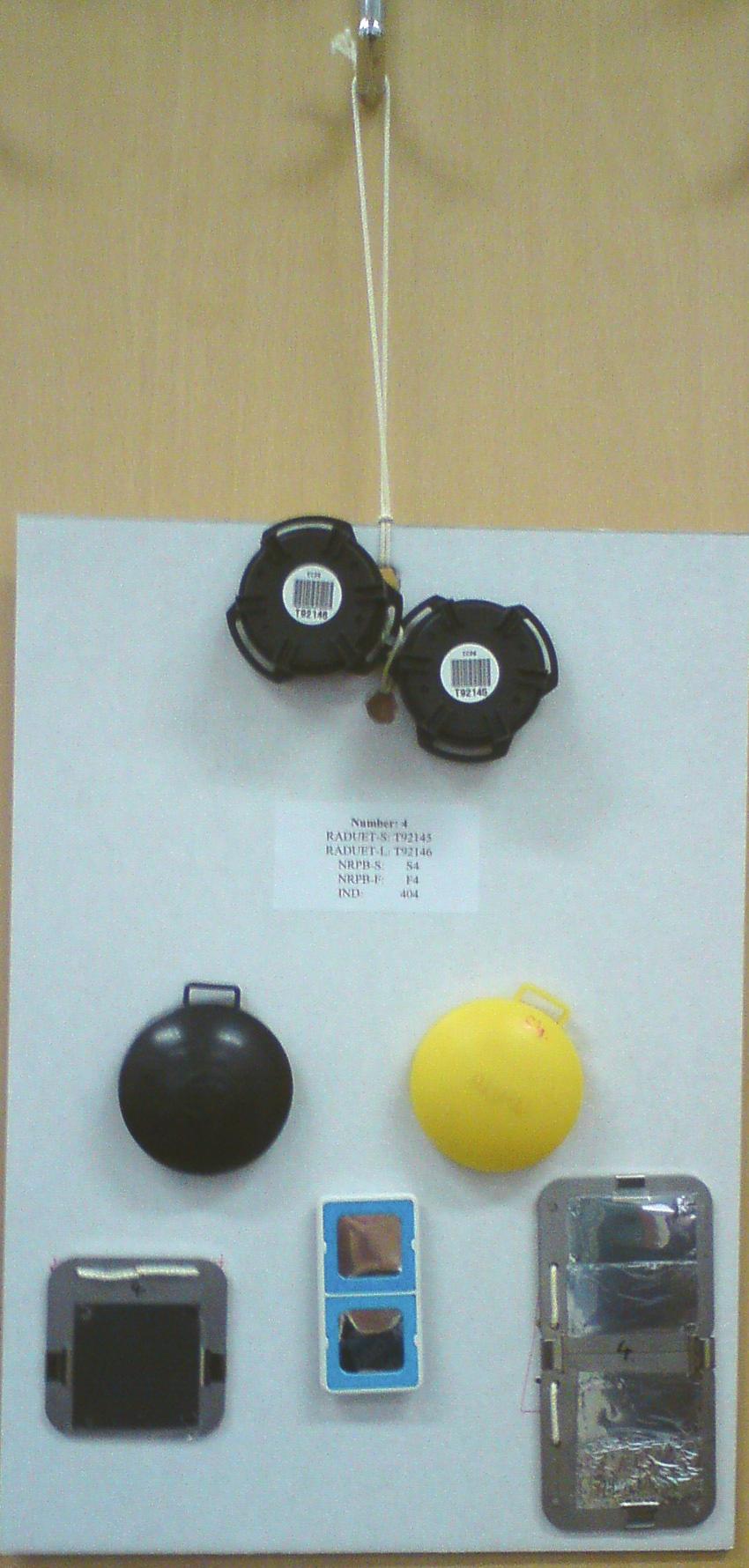 Intercomparsion of Radon Thoron Passive Detectors 177 Figure 6: The detector-set Measuring sites Workplaces In case of workplaces smaller office buildings were appointed, where people work only in