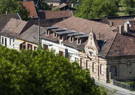 A 2011-ben megindult feltárás során egy 11,5 méter széles és 2,5 méter hosszú, keleti tájolású, egyhajós középkori templom alapfalai kerültek felszínre.