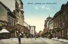 Mezőtúr, Fő tér, e