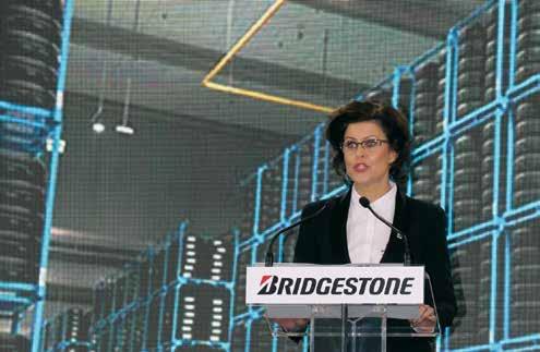 vált. A Bridgestone-ról A Bridgestone Corporation-t, a világ piacvezető gumiabroncs és gumitermék vállalatát, 1931-ben alapította Shojiro Ishibashi.