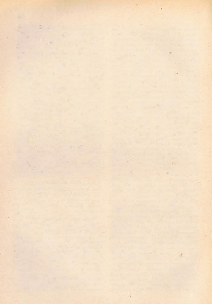 78 M iklós (Esztergom, Simor-kórház), Berznay Bélu pápai prelátus, kiérd, egyetemi rektor (Balatonlelle), dr. Dobrozcmszky H enrik prépost, kiérd, tábori püspöki irodaigazgató (Budapest, II.