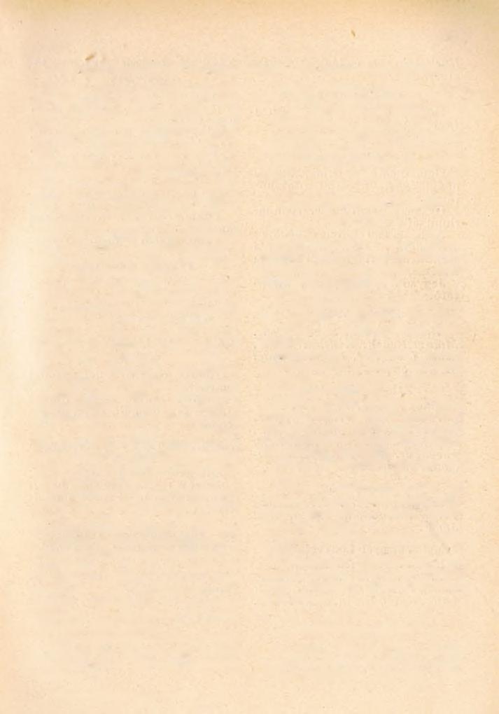 113 Az eg y h á z m e g y e tö rtén etén ek rövid összefoglalása. Szent István király állandó H ívek szám a : 316.312. tartózkodási helyén, Fehérvárott, A világi papság száma: 169.