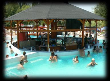 Aqualand Gyógyvizes Termál és élményfürdő Az Aqualand gyógyvizes élménystrand- termálfürdő és csúszdapark csapatépítő rendezvények, családi napok