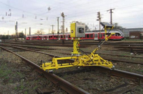 A mérőrendszer elemei és a mérés elve A mérőrendszer alapvető eleme a teleméter (távmérő) ennek része a forgólézer mely az FMK 004-es mérőkocsiról a vágányon tolható kézi készülékre könynyen