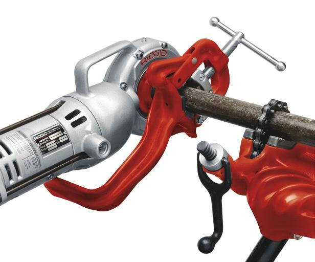 Műszaki specifikáció Motor: univerzál, 00 W, 5 V vagy 230 V, 50/60 Hz. Kapcsoló: átfordítható átkapcsoló. Hajtás: tisztán homlokkerekes. Rugós terhelésű adapter-csapok. Edzett acél fogazott tengely.