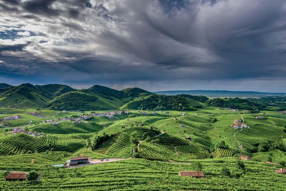 Conegliano Valdobbiadene, paesaggio del Prosecco Superiore sito candidato a patrimonio dell umanità UNESCO Il percorso di candidatura delle colline del Conegliano Valdobbiadene Prosecco a patrimonio