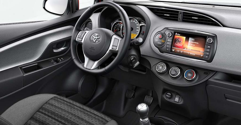 BŐRBORÍTÁSÚ MULTIFUNKCIONÁLIS KORMÁNYKERÉK FEDÉLZETI SZÁMÍTÓGÉP TOYOTA TOUCH 2 + MP3 + WMA (6