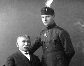 A Hajdú-Bihar Megyei Levéltár Évkönyve XXXIV. kísérletező tanítványa javára fordítani.