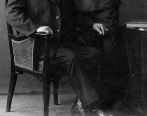 Egyik életrajzírója szerint első magyarországi állomása Hajdúszoboszló volt, innen származik a később használt Szoboszlai előnév.