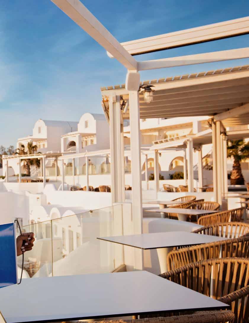 KEDVENC DREAMTRIPS UTAZÁSOK * 7 8 9 9 15 16 17 22 23 26 27 32 33 Üdvözöljük DreamTrip üdvözlő út: Párizs a Szajnáról Üdvözöljük DreamTrip üdvözlő út: Városnézés az egzotikus Budapesten Üdvözöljük