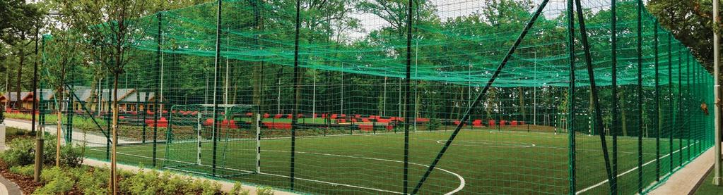 LÉZERHARC: Nevezhetnénk modern számháborúnak, de hívhatnánk fájdalommentes paintball csatának is, vagy mondhatnánk rá, hogy ez egy számítógépes játék élőben.