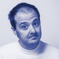 Stadtmüller Tamás Tamás a Miskolci Autista Alapítvány lakója, 2014-óta vesz részt a művészeti programban.