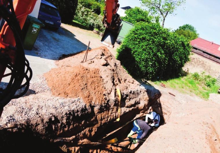 felszíne pedig fehér. A csövet 2004-ben kezdték használni, tehát 8 éve működik. A cső a 4.12. és a 4.13.