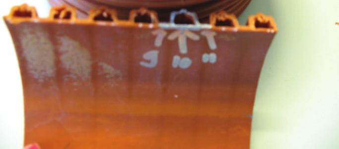 5.13. táblázat: A köpeny (belső) cső falvastagsága különböző pontokon Falvastagság mm 1 2,15 2 2,55 3 2,43 4 2,27 5 2,63 6 2,60 7 2,25 8 2,42 Mint az 5.11.