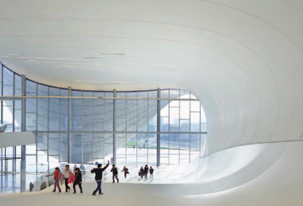 36 7. ábra. Heydar Aliyev Kulturális Központ, Baku, Azerbajdzsán Zaha Hadid Architects, fotó: Hufton+Crow 8. ábra. KAPSARC Energia Kutató Intézet, Rijád, Szaúd-Arábia.