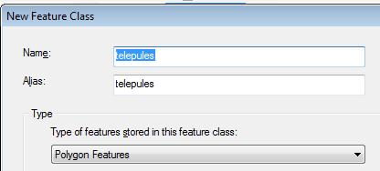 New Feature Class feljön egy panel: New Feature Class 2.