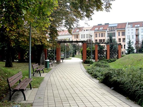 Abstract A VÁROSI HŐSZIGET HATÁS NAPI MENETÉNEK ÖSSZEHASONLÍTÓ ELEMZÉSE BUDAPESTI HELYSZÍNI MÉRÉSEK ALAPJÁN Comparisonal analysis of the urban heat island effect using in-situ measurements in