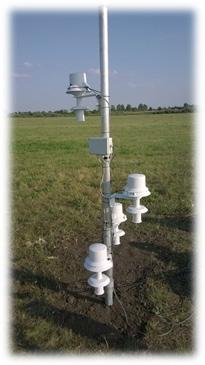 Természetesen, télelő lévén, mindehhez 400 W m 2 körüli maximális besugárzás és 200 W m 2 körüli maximális