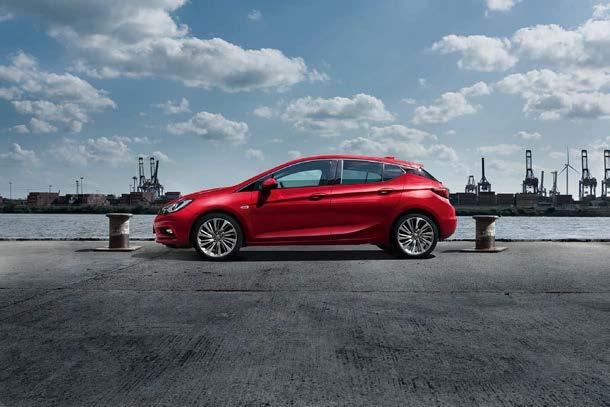 figyelmeztető, automatikus vészfékezéssel. 3. IntelliLink 3. Az Opel csúcskategóriájú infotainment rendszere vezeték nélküli hozzáférést biztosít a digitális készülékekhez. 4.