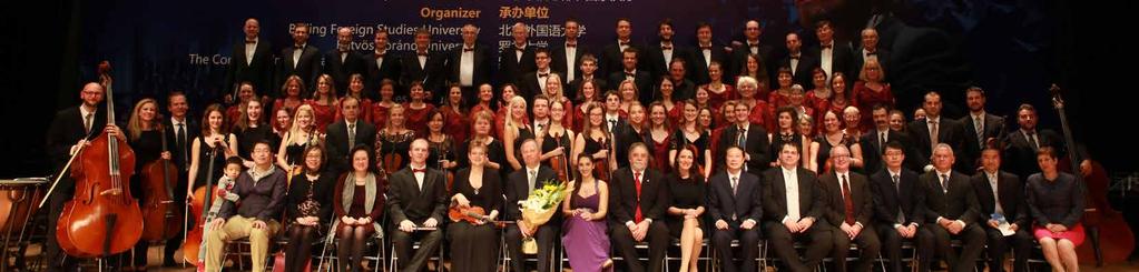 Kínában koncertezett az ELTE Bartók Béla Énekkara és Egyetemi Koncertzenekara Az ELTE Bartók Béla Énekkara és Egyetemi Koncertzenekara, Kovács László Liszt-díjas karnagy vezetésével a Pekingi Idegen
