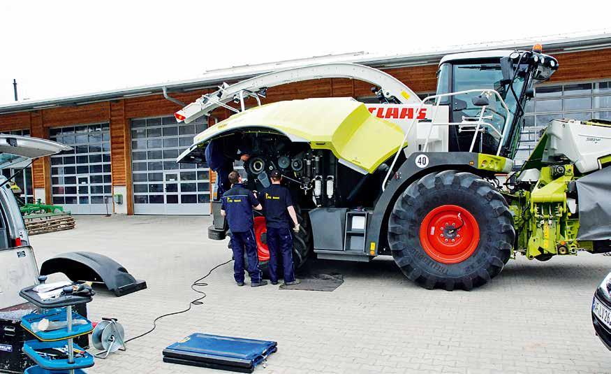 CLAAS JAGUAR 22 CLAAS JAGUAR 23 AMI 19%-KAL KEVESEBB, AZ BIZONY TÖBB FORDÍTOTTA ÉS ÁTDOLGOZTA: Mihalovics Tamás, termékmenedzser, CLAAS Gépüzletág igazgatóhelyettes FORRÁS: TRENDS Egy gép külső