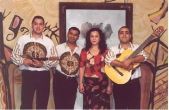 AMARO SUNO folklór együttes A budapesti fiatalokból álló együttes 1994-ben alakult.