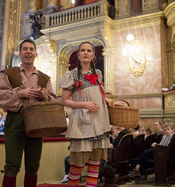 hátrányos helyzetű diákok kulturális programokon színházi és zenei produkciók