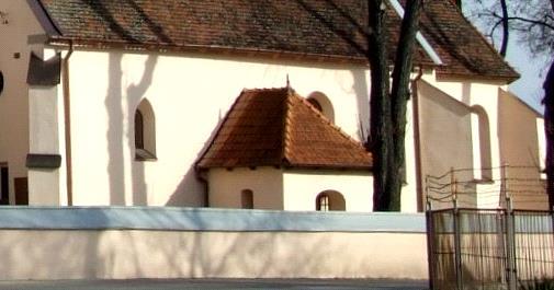 V jednej notárskej zápisnici napísal dekan Pavel Nagy, že keď bol v Tornali maďarský historik Florián Romer, vyhlásil, že kalvínsky kostol postavili v období kráľa Mateja.