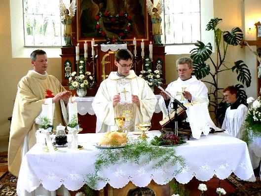Medzi významné udalosti cirkevného života patrí i prijatie svätosti kňazstva. 19.6.2004 prijal svätosť kňazstva v Egri v Maďarsku Gabriel Galo.