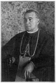 1897.-1923. i administratorsko-biskupsko 1923.-58. U prvom razdoblju bavio se ponajprije pastoralno-duhovnim radom. God. 1902.