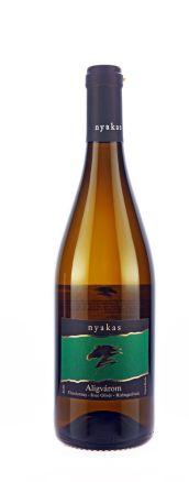 FEHÉRBOROK WEISS WEIN WHITE WINES PÁLINKÁK SCHNAPS PALINKAS MOLNÁR IRSAI OLIVÉR /dl Magyarország BRILL BARACK borvidékei PÁLINKA /4cl /2cl Karcsú, légies, üde, halvány zöldessárga színû,