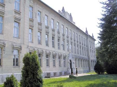 4 170. výročie založenia gymnázia v Nových Zámkoch Z histórie gymnázia III.