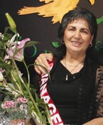 me publikun dhe respektuesit e tyre festojnë prej tridhjetë vitesh me një entuziazëm të pafund.