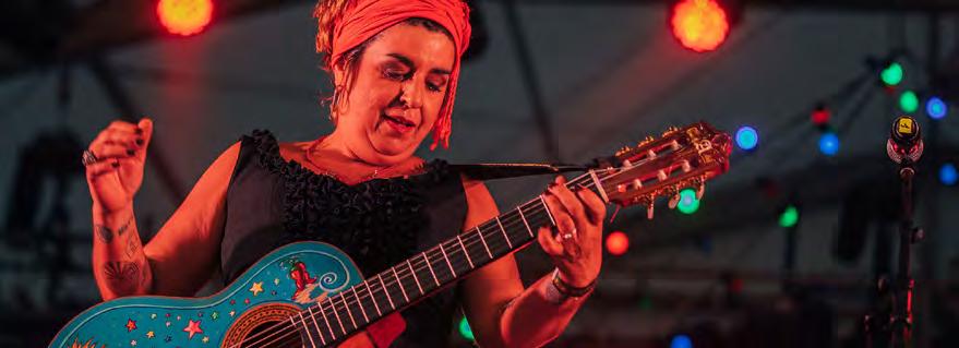 Festival Budapest Ritmo: Amparanoia 08/10/2017; 22h45 AKVÁRIUM KLUB, 1051 BUDAPEST, ERZSÉBET TÉR 12 La gran sorpresa de Budapest Ritmo es Amparanoia, Amparo Sánchez, la eterna, dulce y rebelde diva,