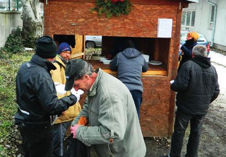 2 Novinky Mesto v zime pomáha ľuďom v núdzi teplou stravou Ochota pomôcť vytvára priestor na spoluprácu Ocitnúť sa na okraji spoločnosti bez pravidelného príjmu a bez strechy nad hlavou dnes už nie
